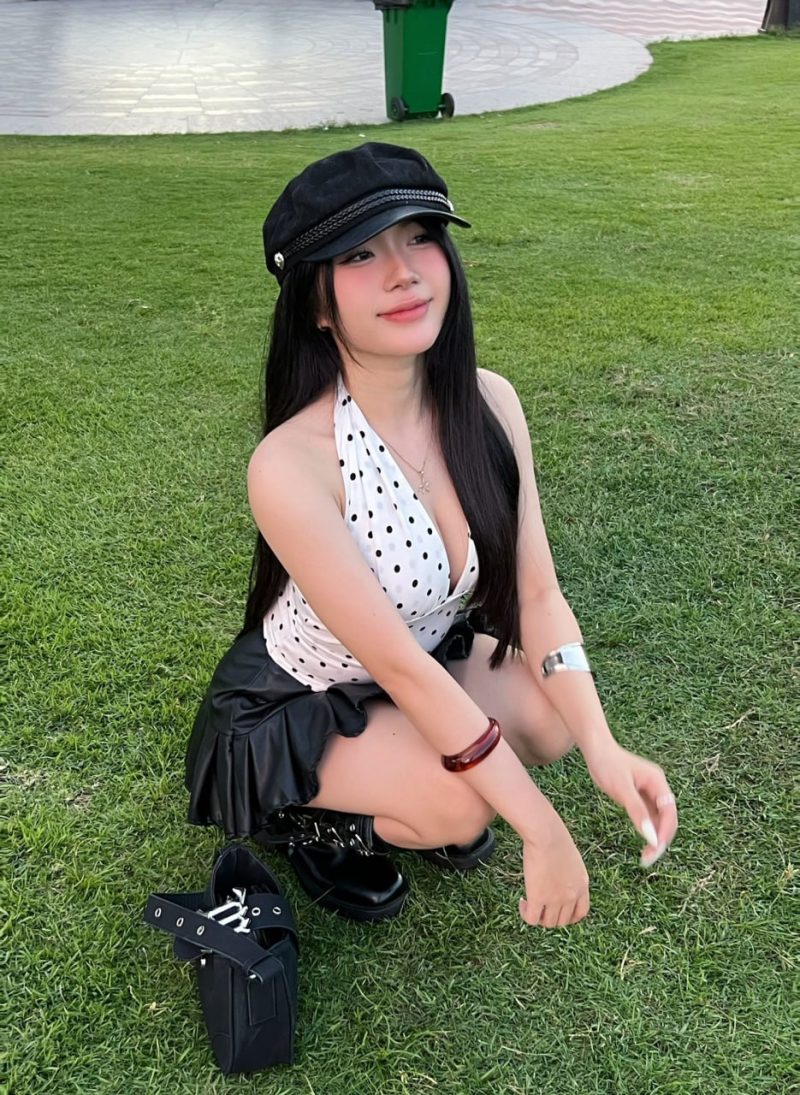 Ảnh sex gái xinh vú to