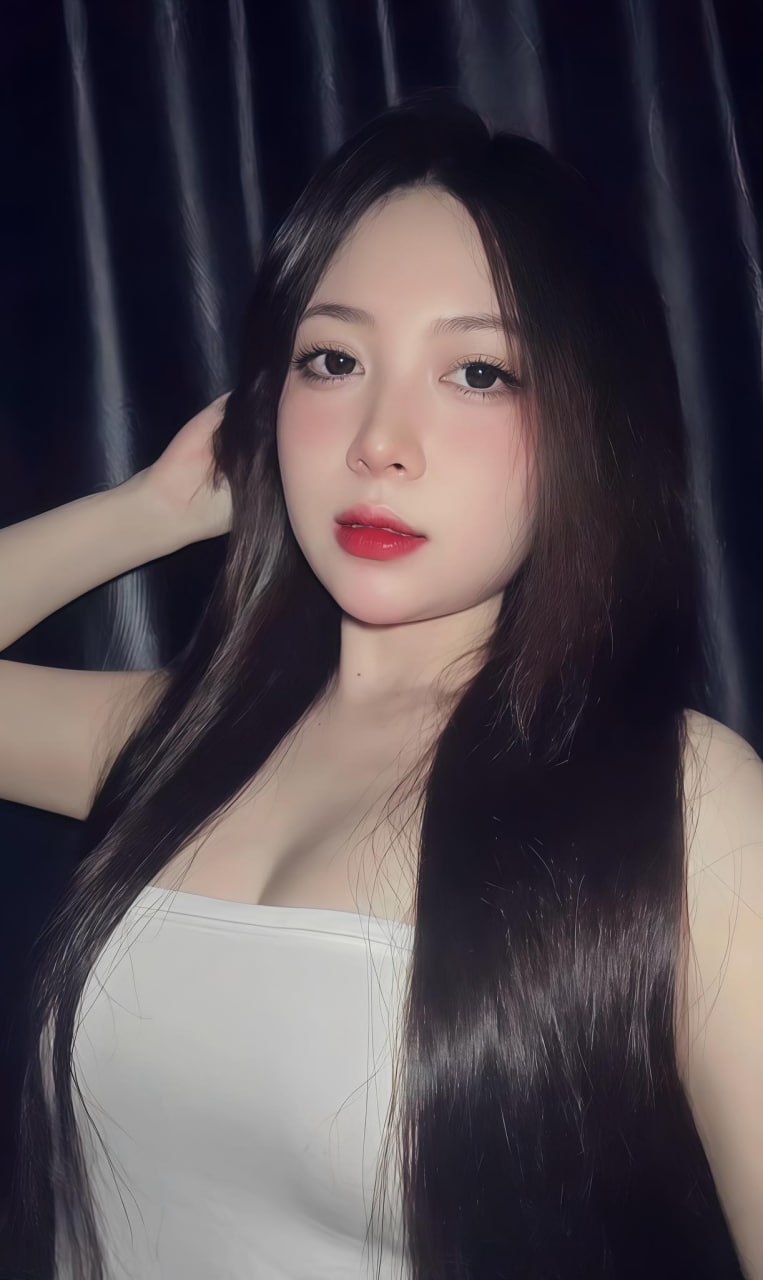 Ảnh gái xinh ngực khủng