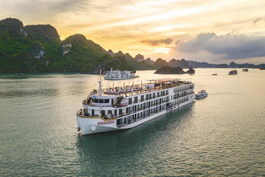 Du thuyền Indochine