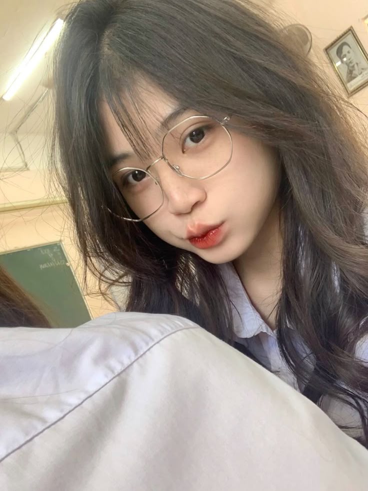 đeo kính