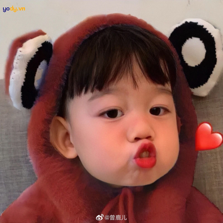 Ảnh đại diện hài hước cho người yêu con nít dễ thương