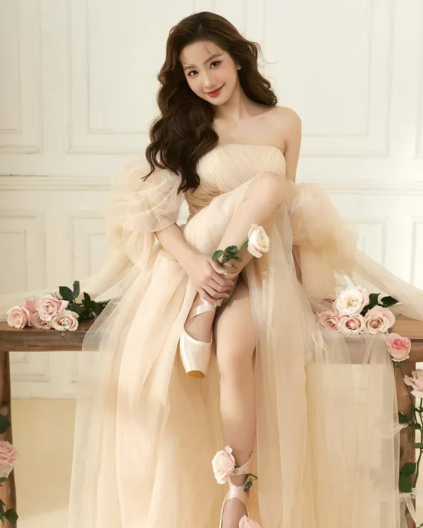 Bộ sưu tập ảnh đẹp của Lê Thị Khánh Huyền