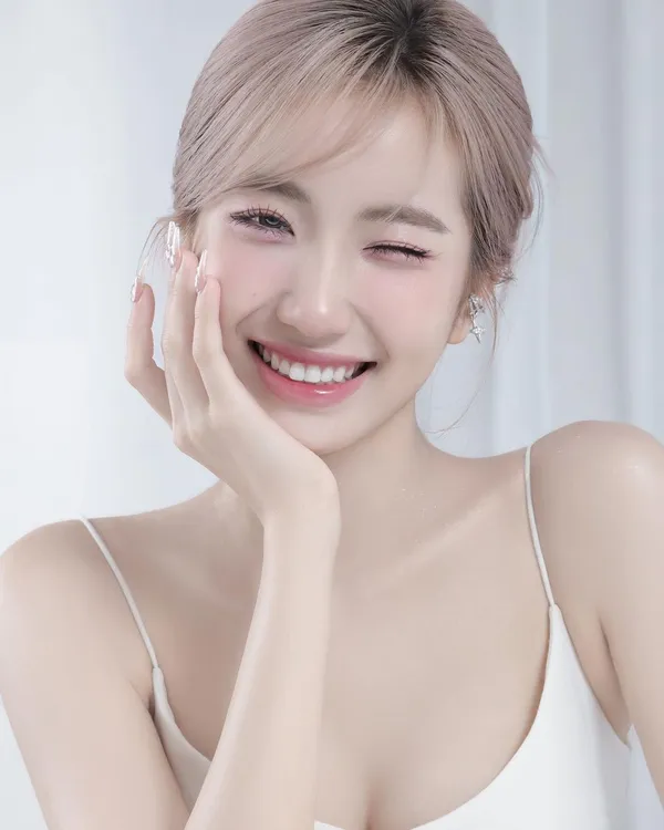 Lê Thị Khánh Huyền với nụ cười tỏa nắng