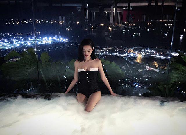 Hiếm khi diện bikini hậu sinh hai con, Tâm Tít giấu triệt mặt nhưng vẫn được khen ngợi hết lời - 5