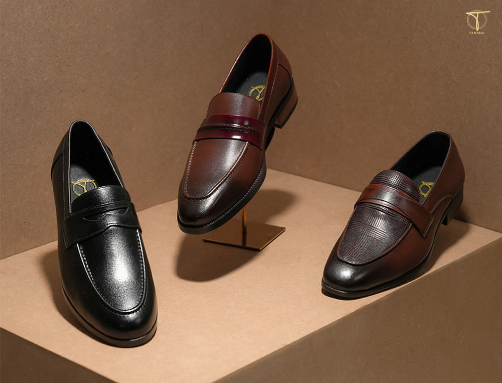 Đi Giày Loafer chụp kỷ yếu cho nam