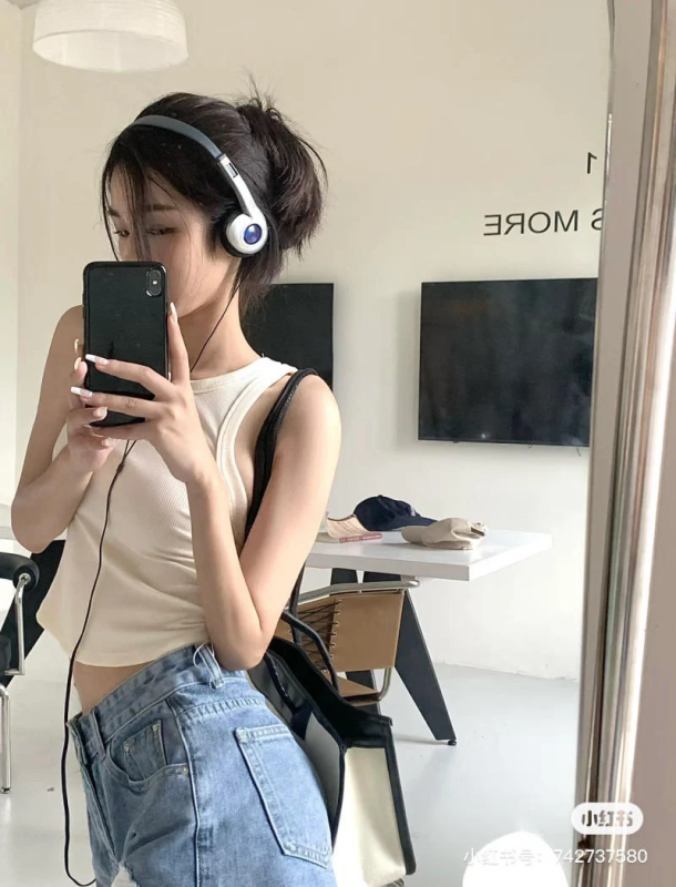 Điểm danh 13 cách chụp ảnh che mặt siêu xinh cho nàng