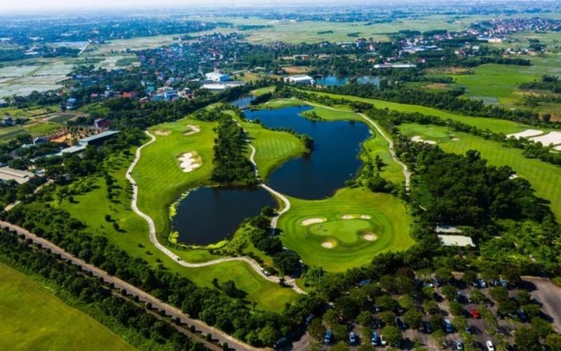 Với diện tích lớn lên đến 141.4 ha