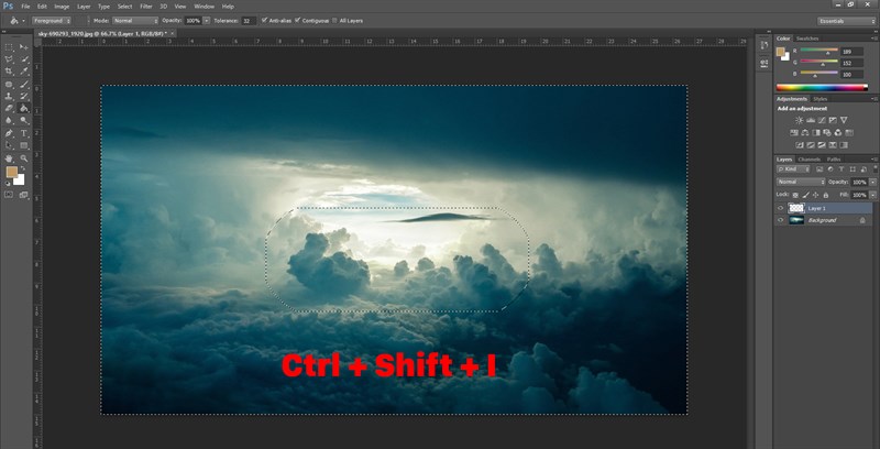 Bấm tổ hợp Ctrl + Shift + I để đảo ngược vùng chọn