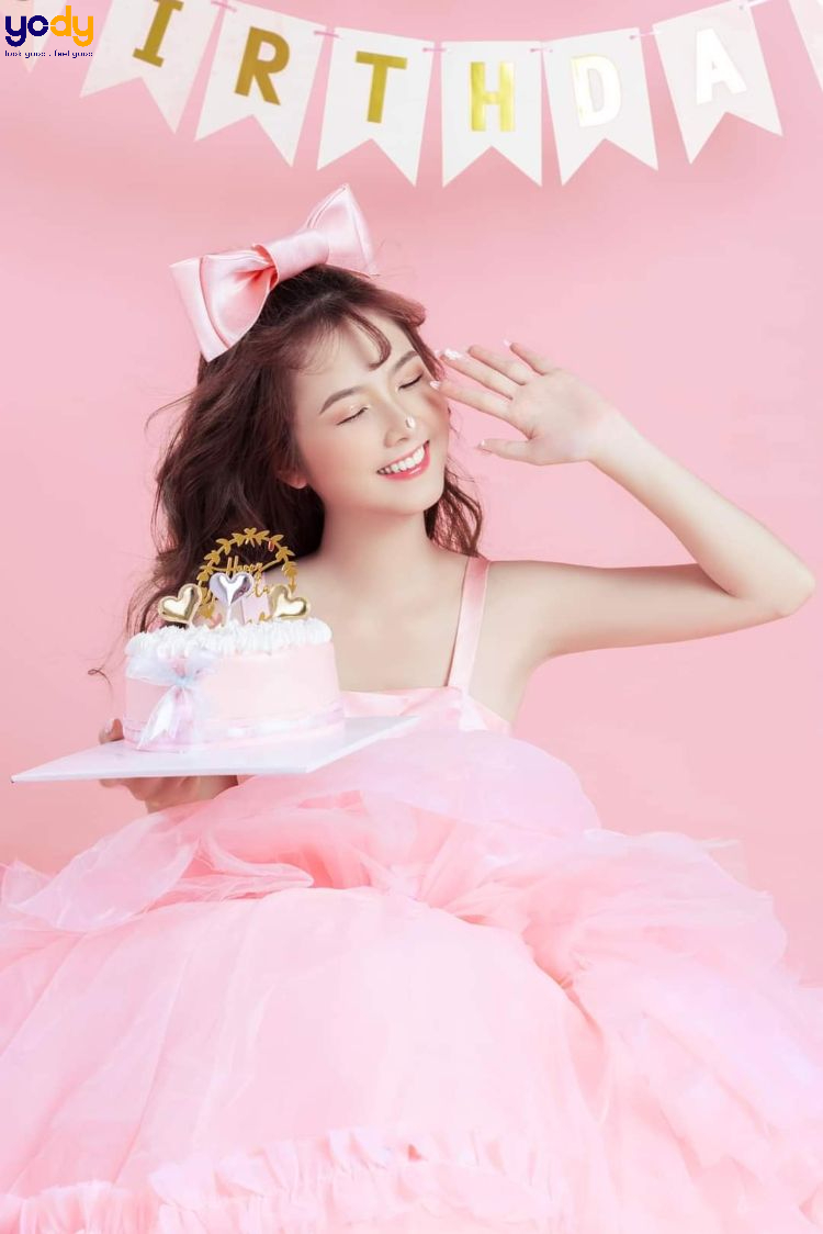 Pose dáng đáng yêu chụp ảnh