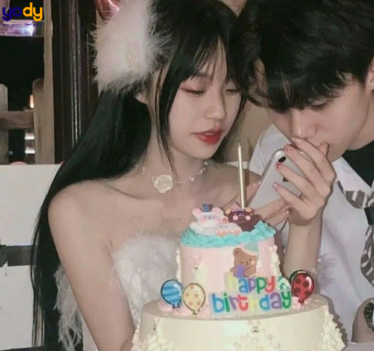 Chụp ảnh sinh nhật cute cùng người yêu