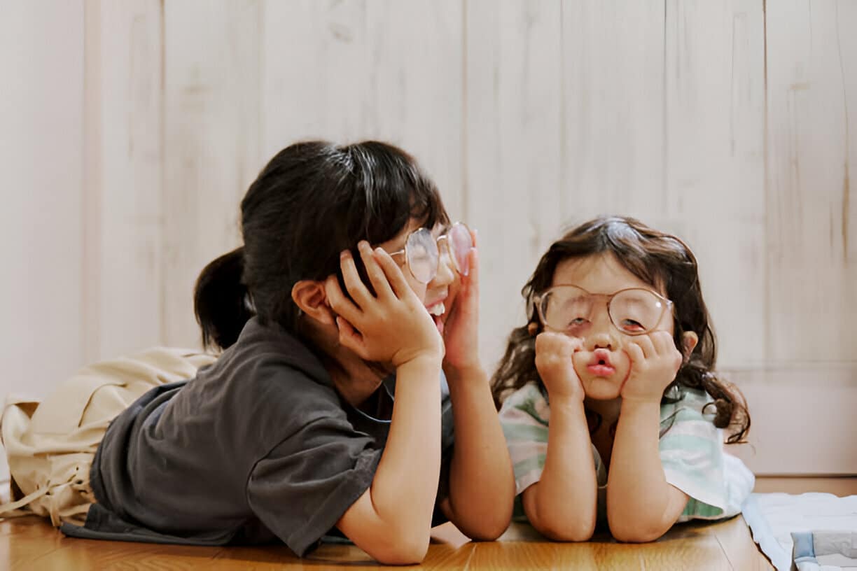 Nháy mắt liên tục do các bệnh lý tại mắt