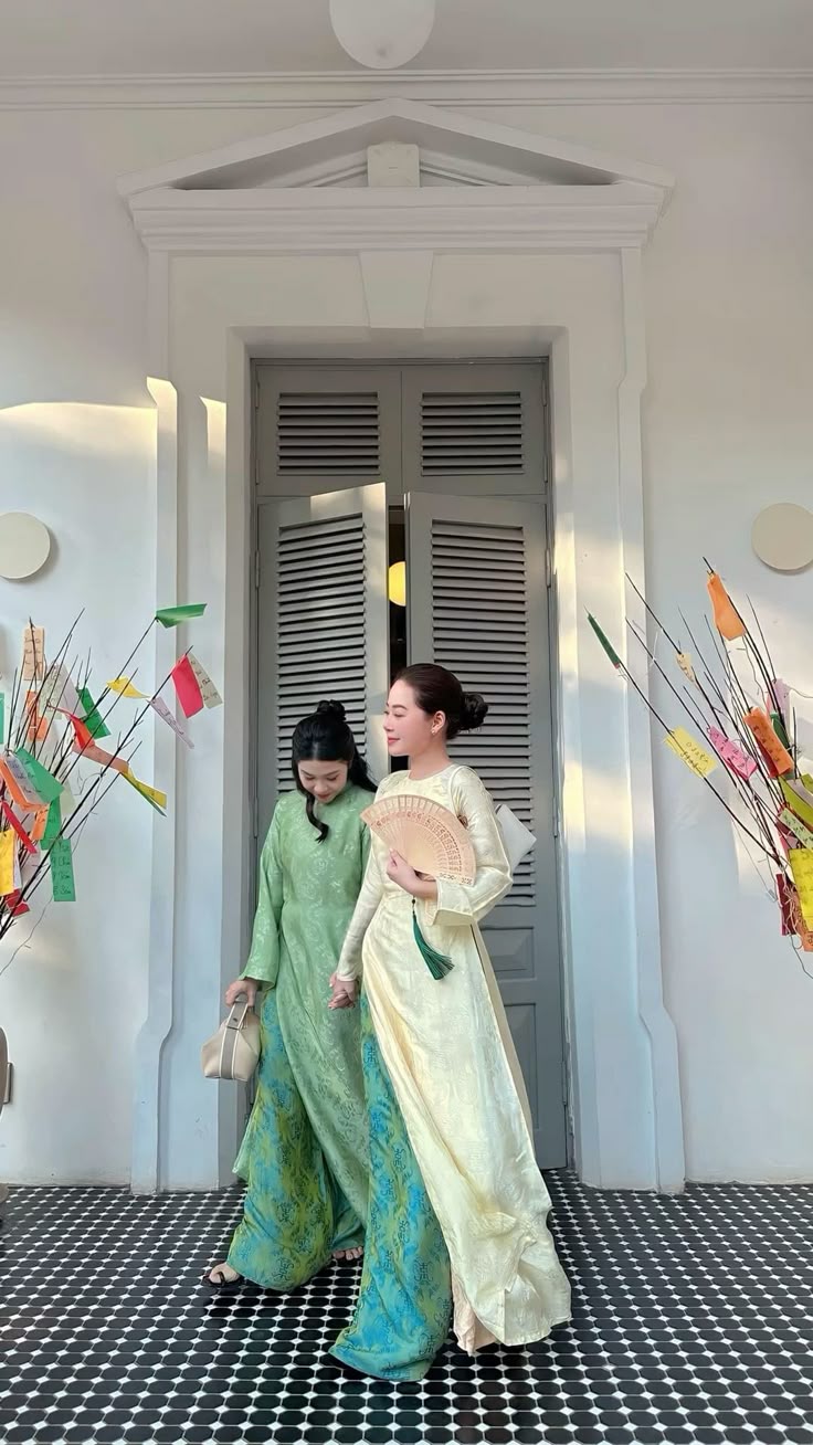 Áo dài khắc họa thanh xuân trọn vẹn