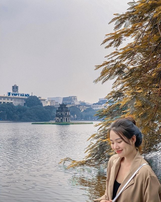 Mỗi cái chạm khẽ là một lời yêu thì thầm