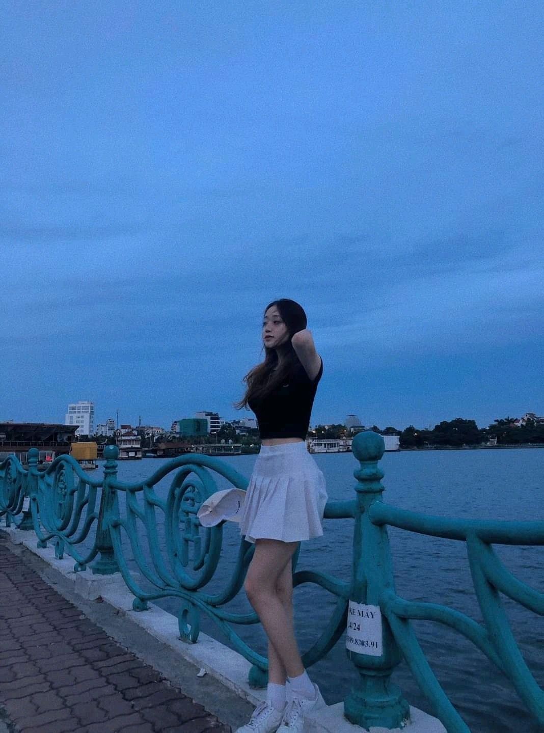 Chạm vào gió, ta chạm vào cả những giấc mơ