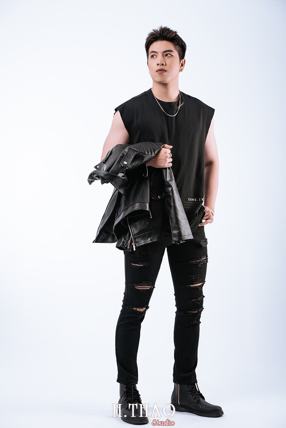 Anh nam ngau dep 4 - 35 cách tạo dáng chụp ảnh nam ngầu chất ngất - HThao Studio