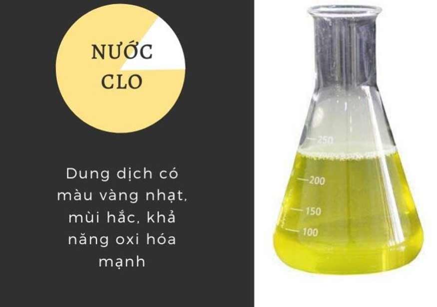 Clo là chất khí có màu gì? Khí clo độc như thế nào? Clo dạng lỏng hoặc dạng khí đều có màu vàng nhạt và rất độc nếu dùng ở liều lượng cao.