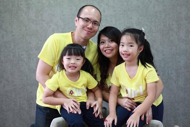 chup anh gia dinh 4 nguoi