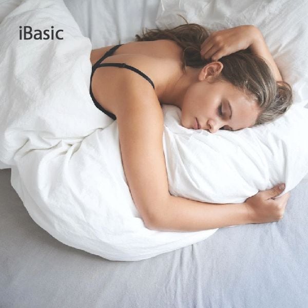 Rất Nhiều Nàng Quan Tâm Là Đi Ngủ Có Nên Mặc Áo Lót Không