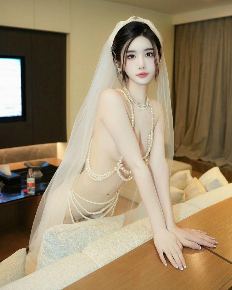 Ảnh gái xinh lộ quần chip