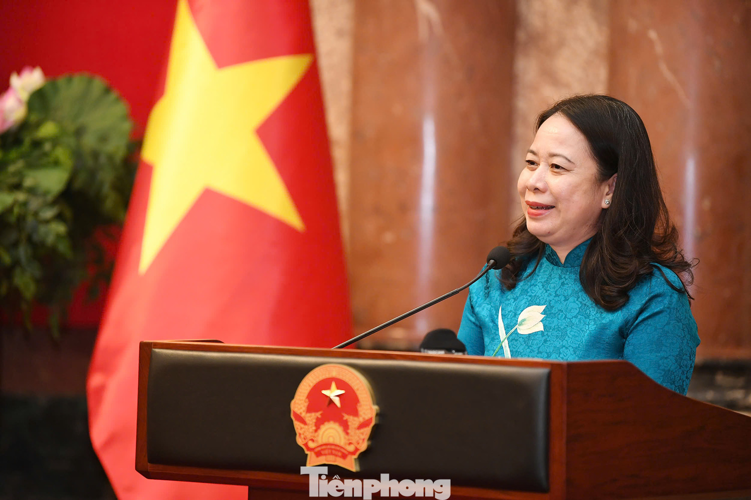 Phó Chủ tịch nước nói với nhà khoa học trẻ nhận Giải thưởng Khuê Văn Các: Cần nghĩ lớn hơn