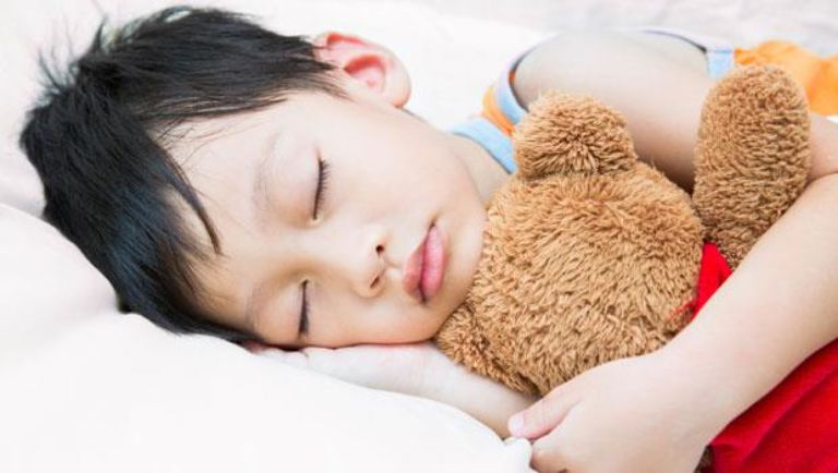 Dấu hiệu nhận biết trẻ em bị thâm quầng mắt