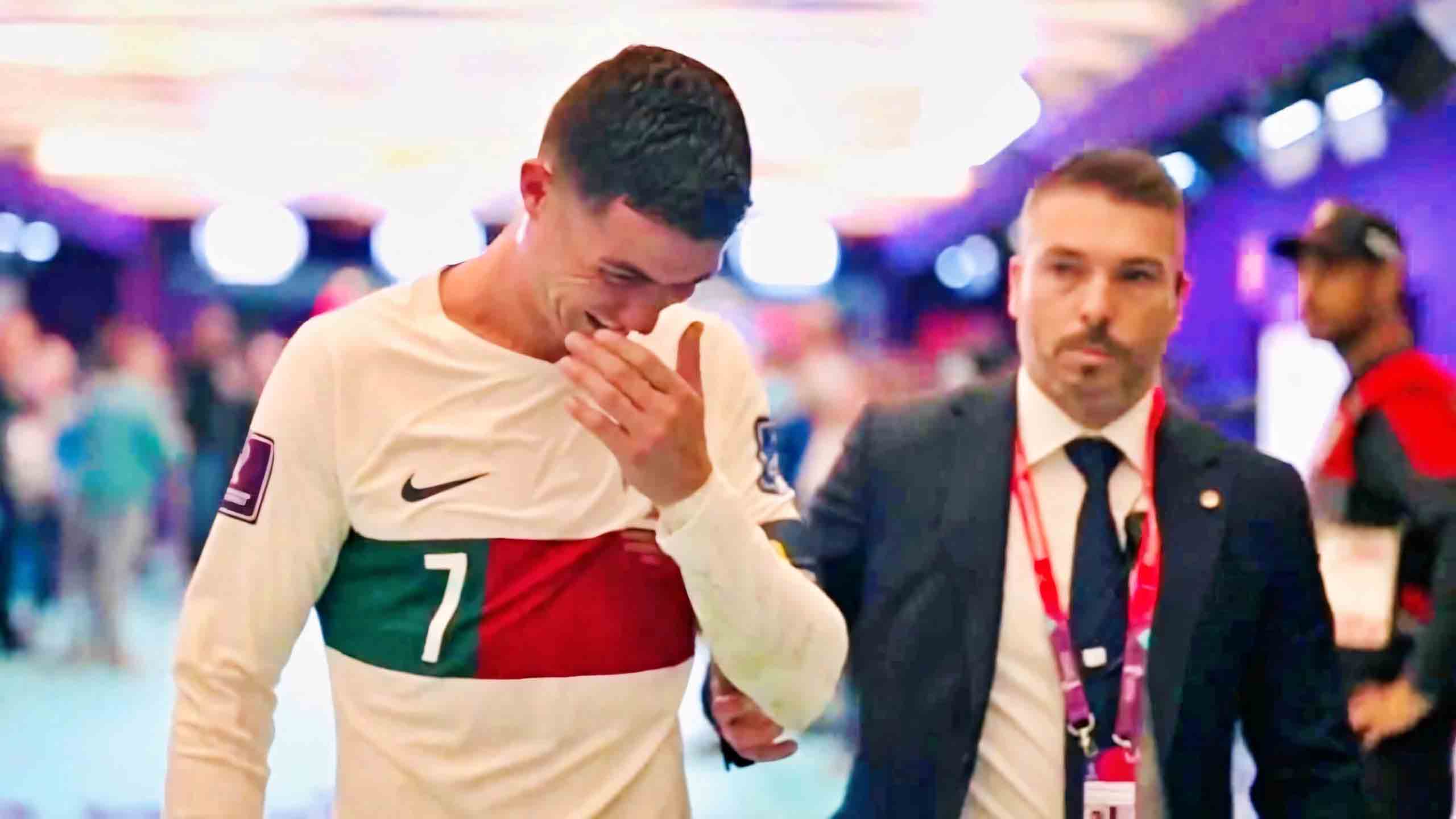 anh ronaldo khoc world cup 2022 2560px 1440px 2k 11