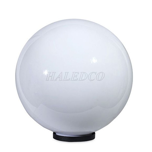 Cột đèn trang trí sân vườn HLV06-CH08-4-4DD sử dụng bóng đèn đục
