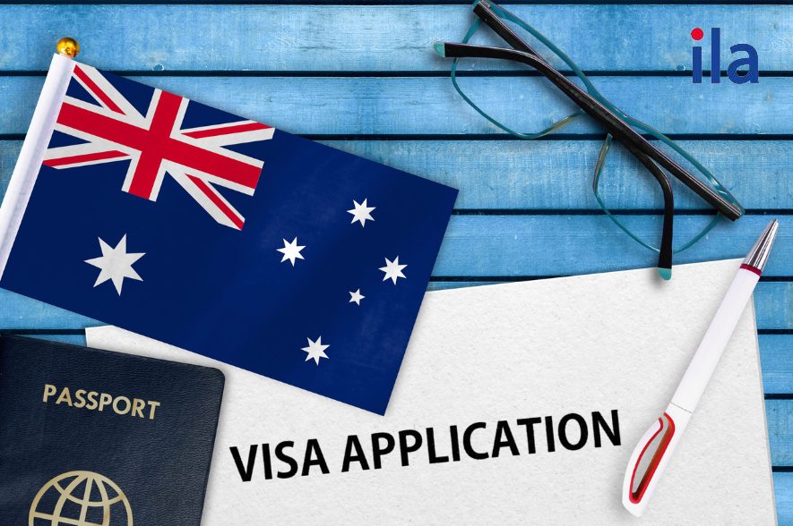 Passport khác với căn cước công dân