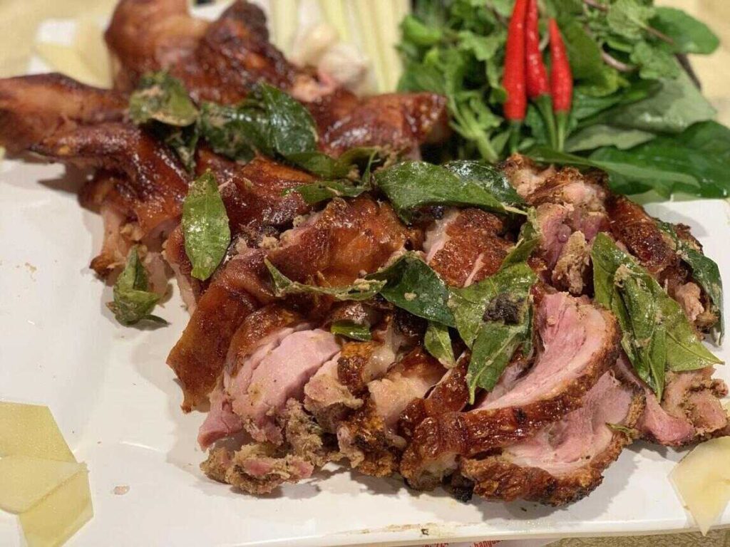 Lá Mắc Mật Khô (Kg)