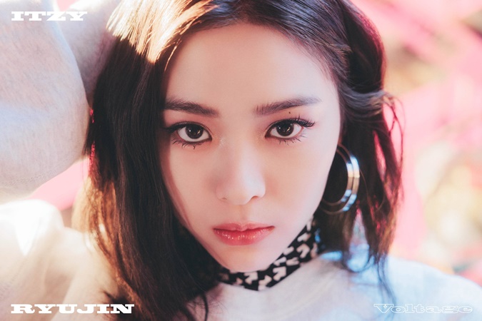 Hội idol nữ mặt mèo: Sức cuốn hút từ nét sắc sảo, kiêu kỳ