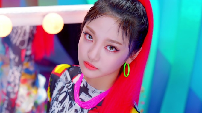 Hội idol nữ mặt mèo: Sức cuốn hút từ nét sắc sảo, kiêu kỳ