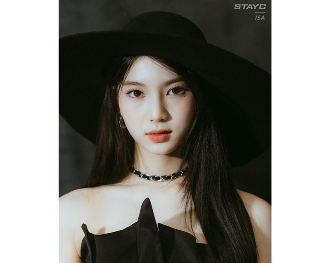 Hội idol nữ mặt mèo: Sức cuốn hút từ nét sắc sảo, kiêu kỳ