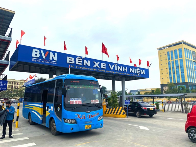 Hãng xe Kết Đoàn luôn chú trọng việc triển khai công nghệ và làm việc rất chuyến nghiệp.