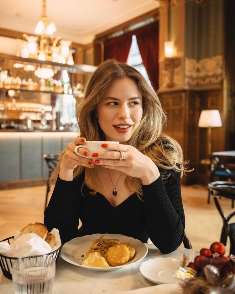 Khóm Coffee & Tea