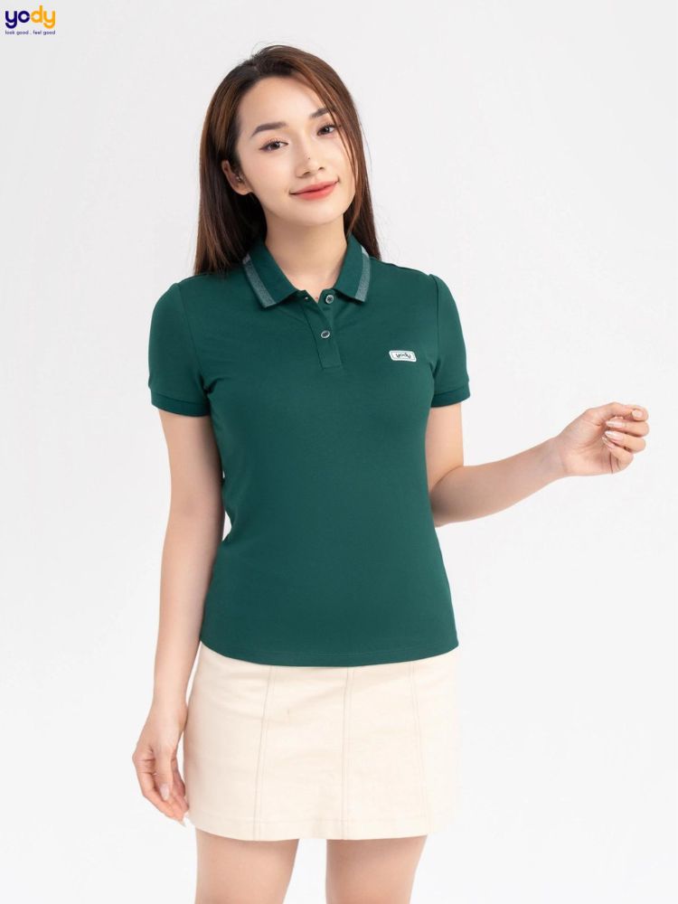 Màu xanh lá 