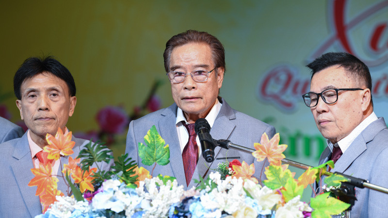 Ông Lương Xuân Hòa, Ủy viên Ủy ban Trung ương Mặt trận Tổ quốc Việt Nam khóa X, Chủ tịch Hội người Việt Nam tỉnh Udon Thani.