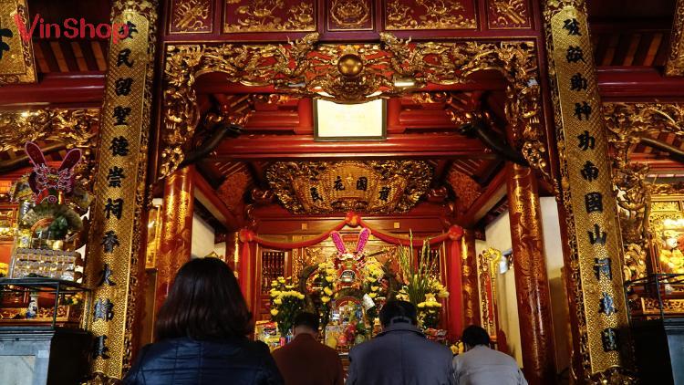 Tại sao có 2 đền Ông Hoàng Mười? Cách phân biệt 2 ngôi đền