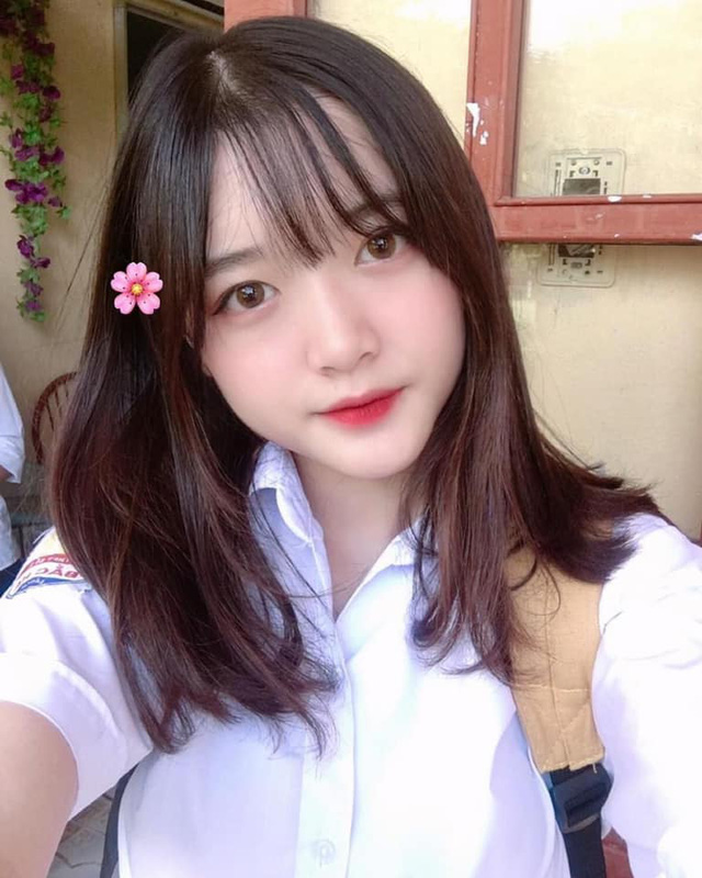 Ảnh gái xinh cấp 3 có tâm hồn to và tròn đáng yêu