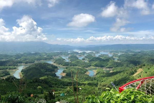 Khu Bảo Tồn Thiên Nhiên Tà Đùng