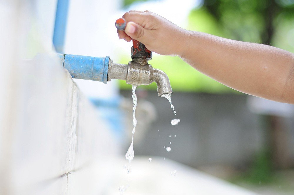 Nước Clo có tác dụng diệt khuẩn trong nước sinh hoạt