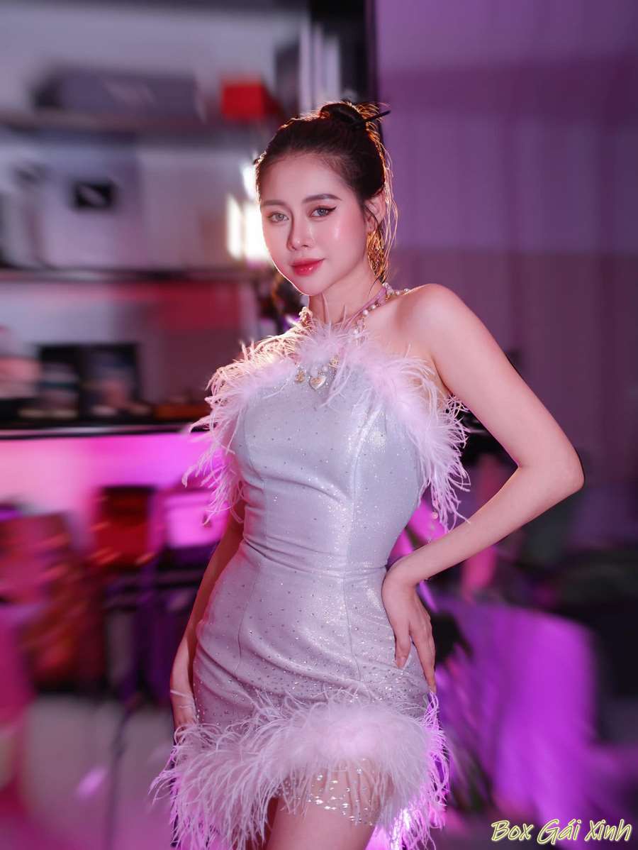 ảnh Việt Phương Thoa sexy nóng bỏng