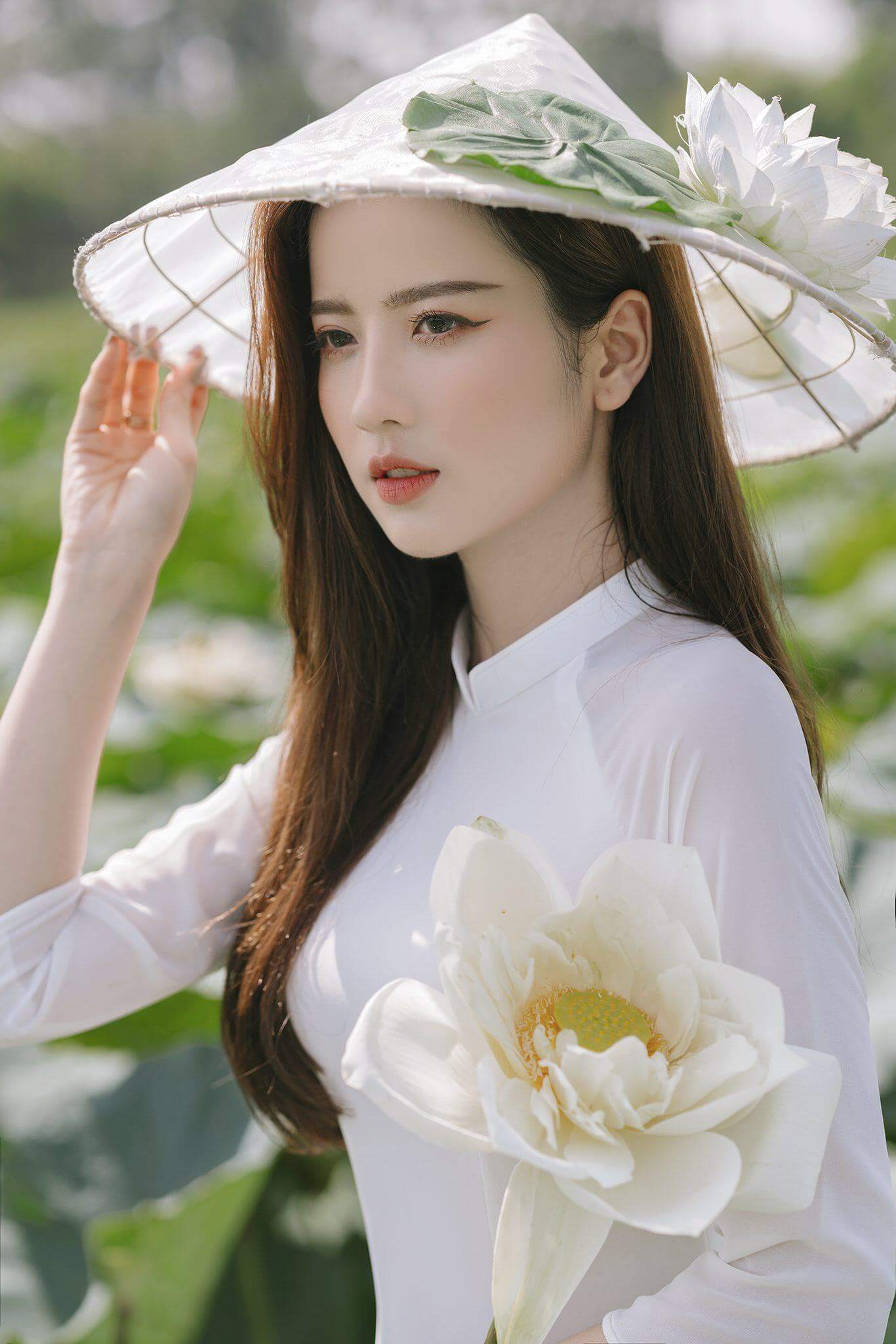 áo dài hoa sen đẹp