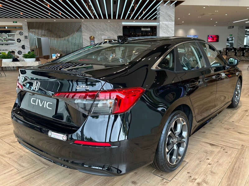 civic màu đen