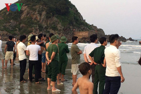 Chụp ảnh kỷ yếu: Có nhất thiết phải "độc, lạ"? - Đài Phát thanh và Truyền hình Điện Biên