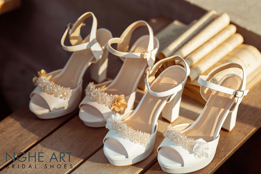 Giày cưới Nghé Art cao gót đính hoa pha lê 341 trắng và nude - Ảnh 2 - Nghé Art Bridal Shoes - 0908590288