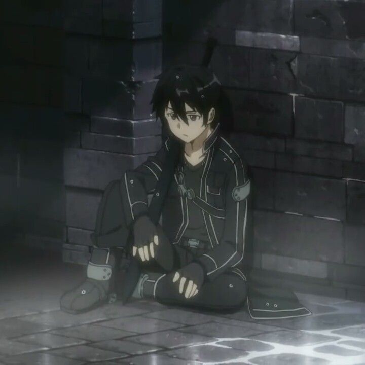 Hình Kirito trong rừng đêm mang lại cảm giác bí ẩn khó tả