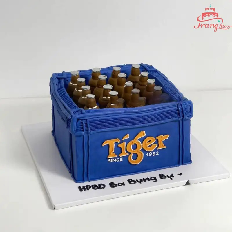 Bánh sinh nhật bựa cho nữ hình thùng bia độc đáo và cá tính
