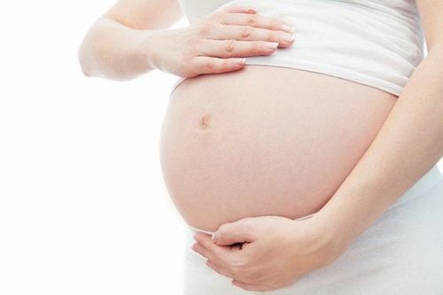 Giang mai có thể lây từ mẹ sang con qua nhau thai