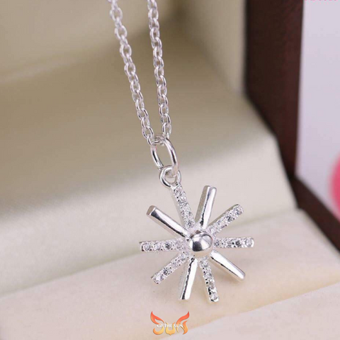 Mặt dây chuyền trái tim “tổn thương” Quartz