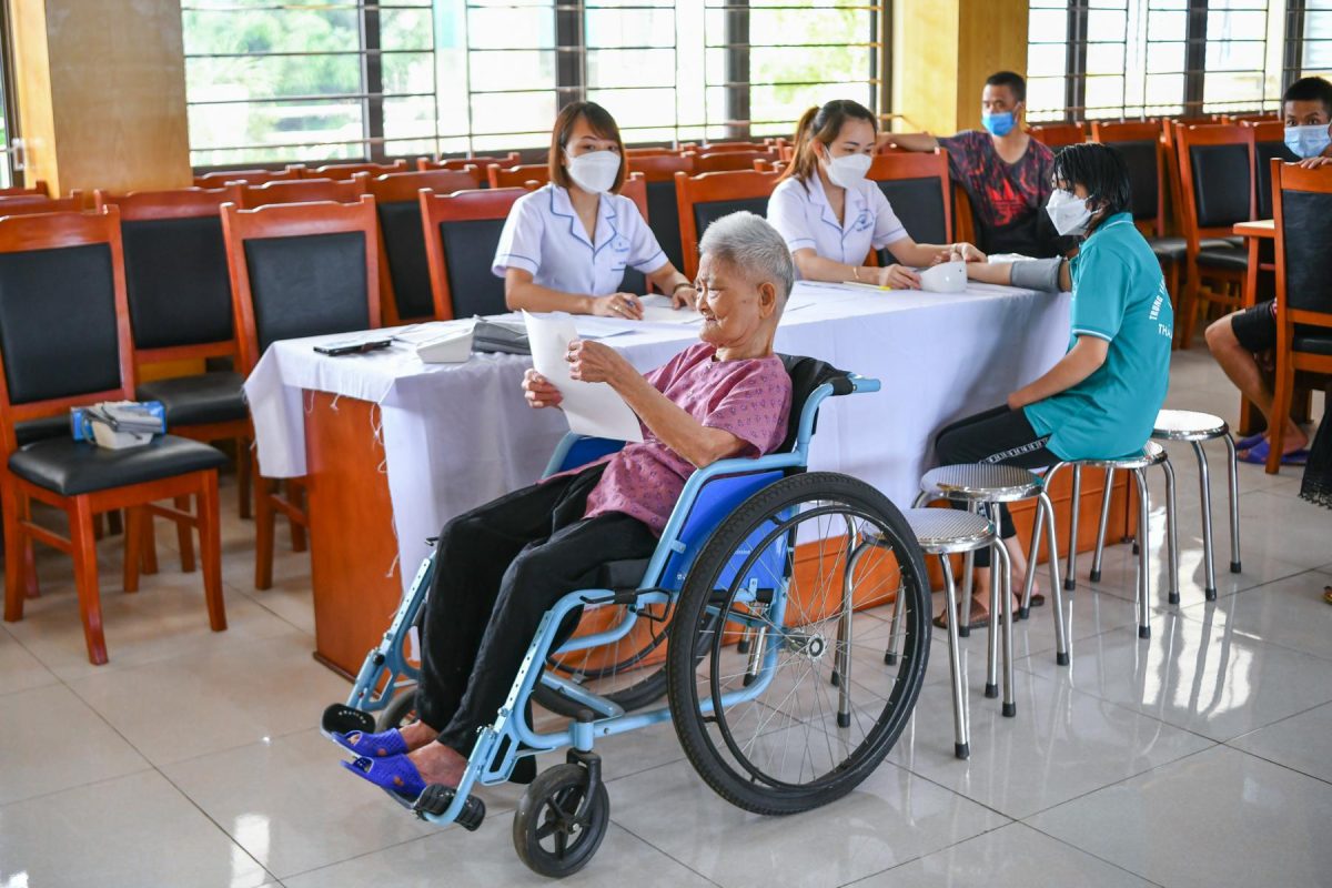 Lương viên chức hỗ trợ giáo dục người khuyết tật từ 16/12/2023